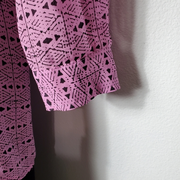 I 🖤 Ronson Tribal Print Blouse - US S - Picture 5 of 13